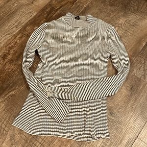 Black and white stripped crop top from forever 21